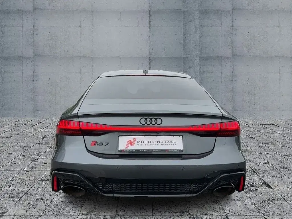 Gebraucht Audi RS7 Sportback Performance 630 PS (463 kW) 2024 Daytonagrau perleffekt Kleinwagen