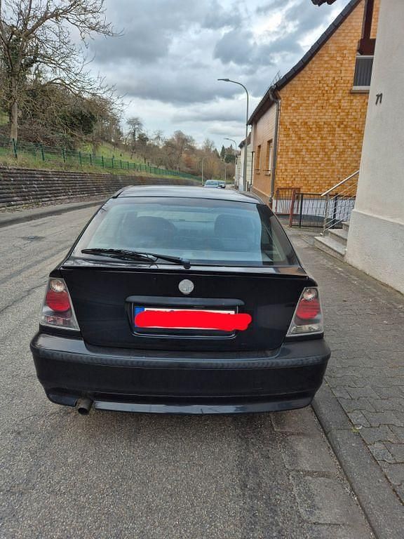 Gebraucht BMW 316 Compact 116 PS (85 kW) 2002 Schwarz Kleinwagen