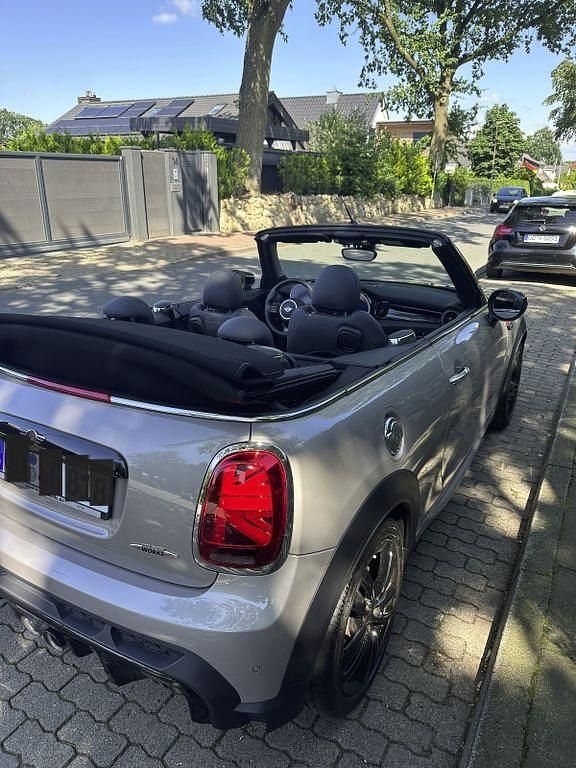 Grau Gebraucht 2023 Mini John Cooper Works Kleinwagen | 36.900 € (Etwas zu teuer) - Bild 1/4
