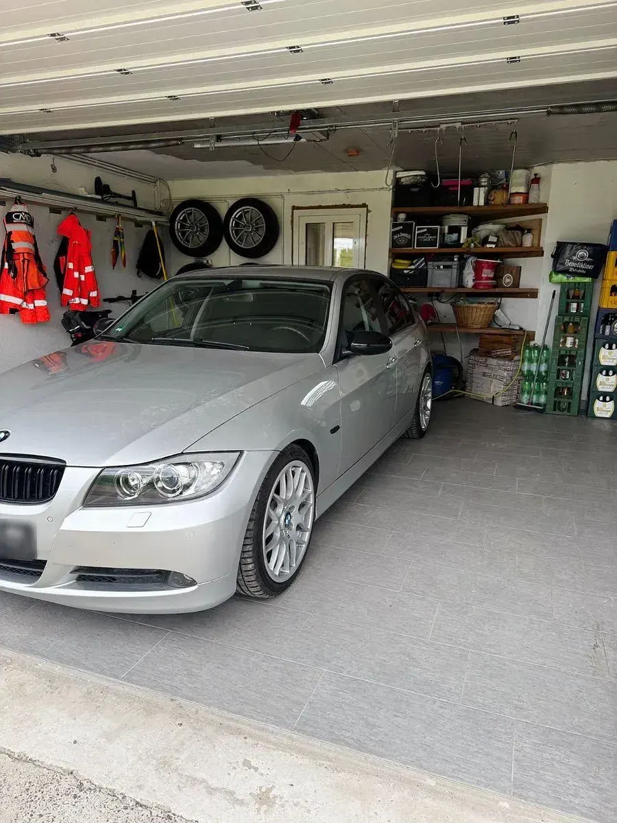 Gebraucht BMW 325 Performance 218 PS (160 kW) 2005 Silber Limousine