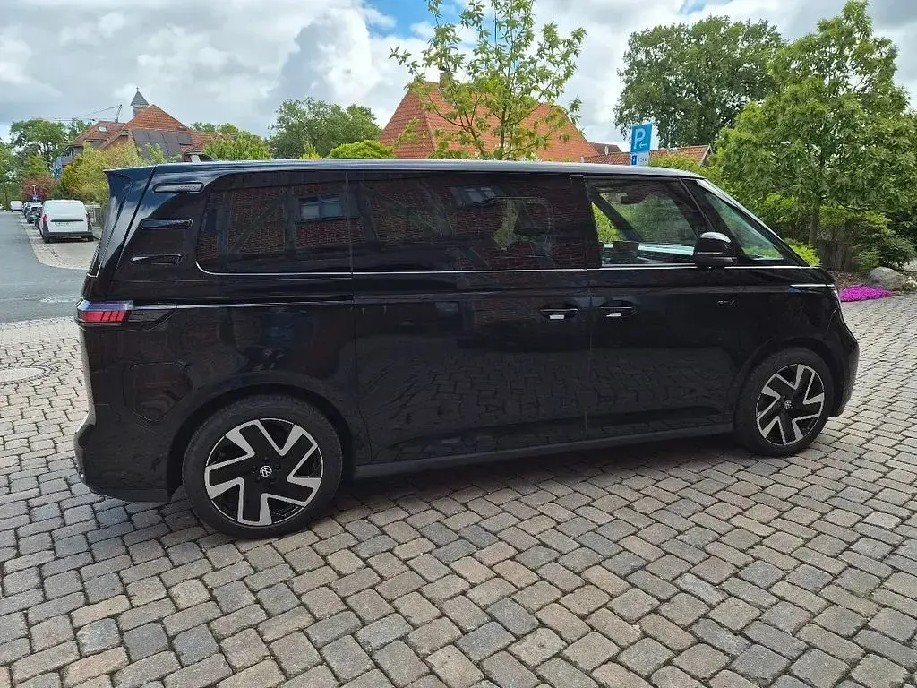Używany VW ID. Buzz GTX 250 kW (340 KM) 2025 Czarny Minivan