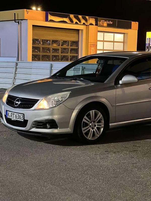 Gebraucht Opel Vectra 105 PS (77 kW) 2007 Limousine
