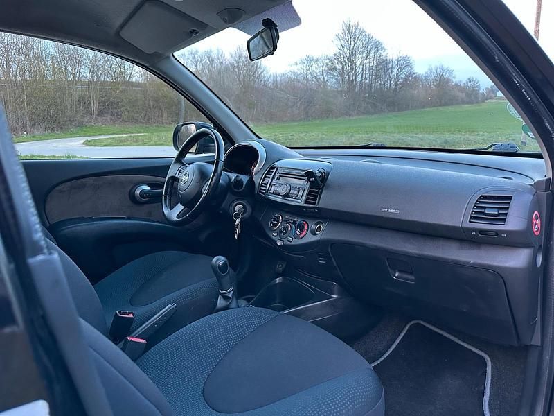 Gebraucht Nissan Micra 65 PS (47 kW) 2010 Schwarz Kleinwagen