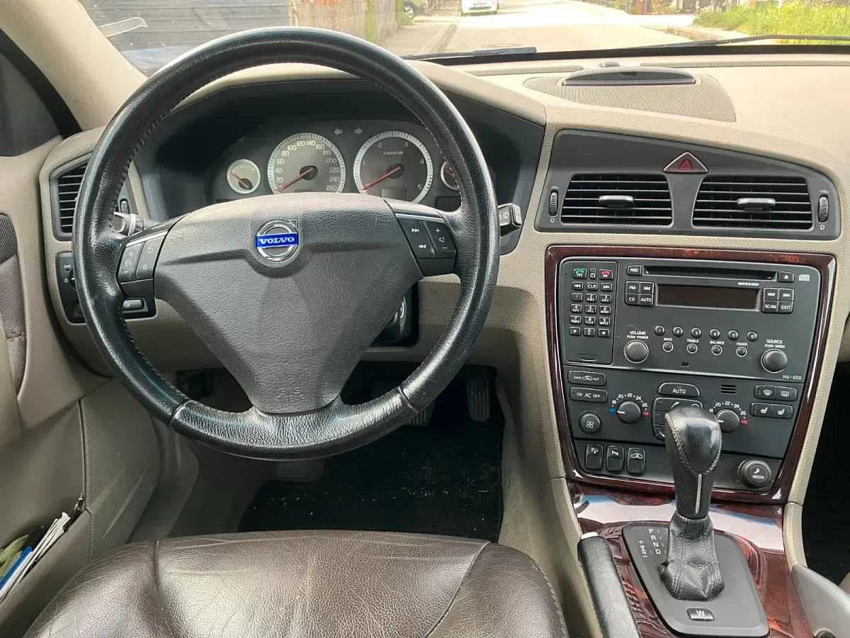 Occasion Volvo XC70 185 ch (136 kW) 2006 Bleue Break