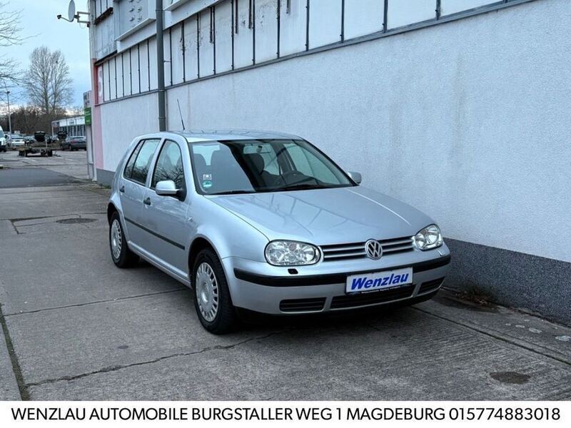 Silber Gebraucht 2001 VW Golf IV Comfortline Limousine | 1.950 € (Fairer Preis) - Bild 1/4