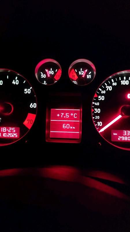 Silber Gebraucht 1999 Audi TT Coupé | 3.800 € (Fairer Preis) - Bild 1/4