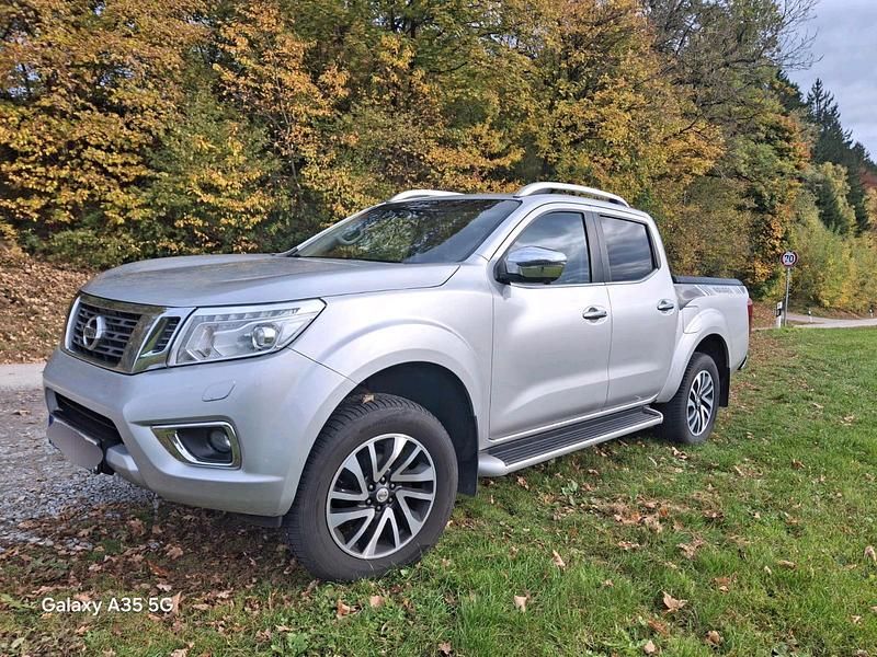 Silber Gebraucht 2016 Nissan Navara Abholung | 20.900 € - Bild 1/4