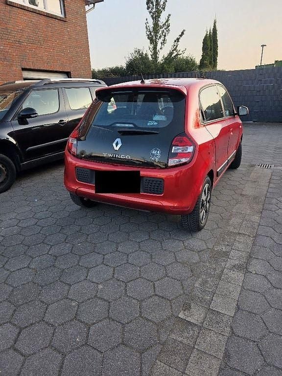 Gebraucht Renault Twingo Luxe 71 PS (52 kW) 2015 Rot Kleinwagen