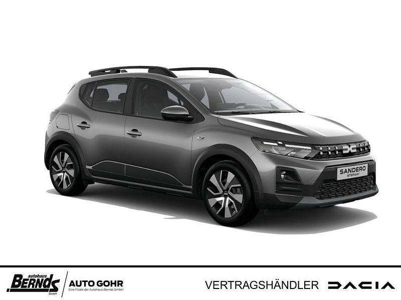 Grau Neu 2026 Dacia Sandero Expression Limousine | 19.569 € - Bild 1/4