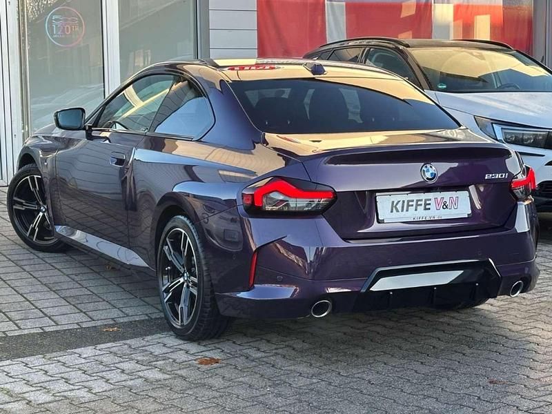 Gebraucht BMW 230 Coupé M Sport 245 PS (180 kW) 2025 Thundernight metallic Coupé