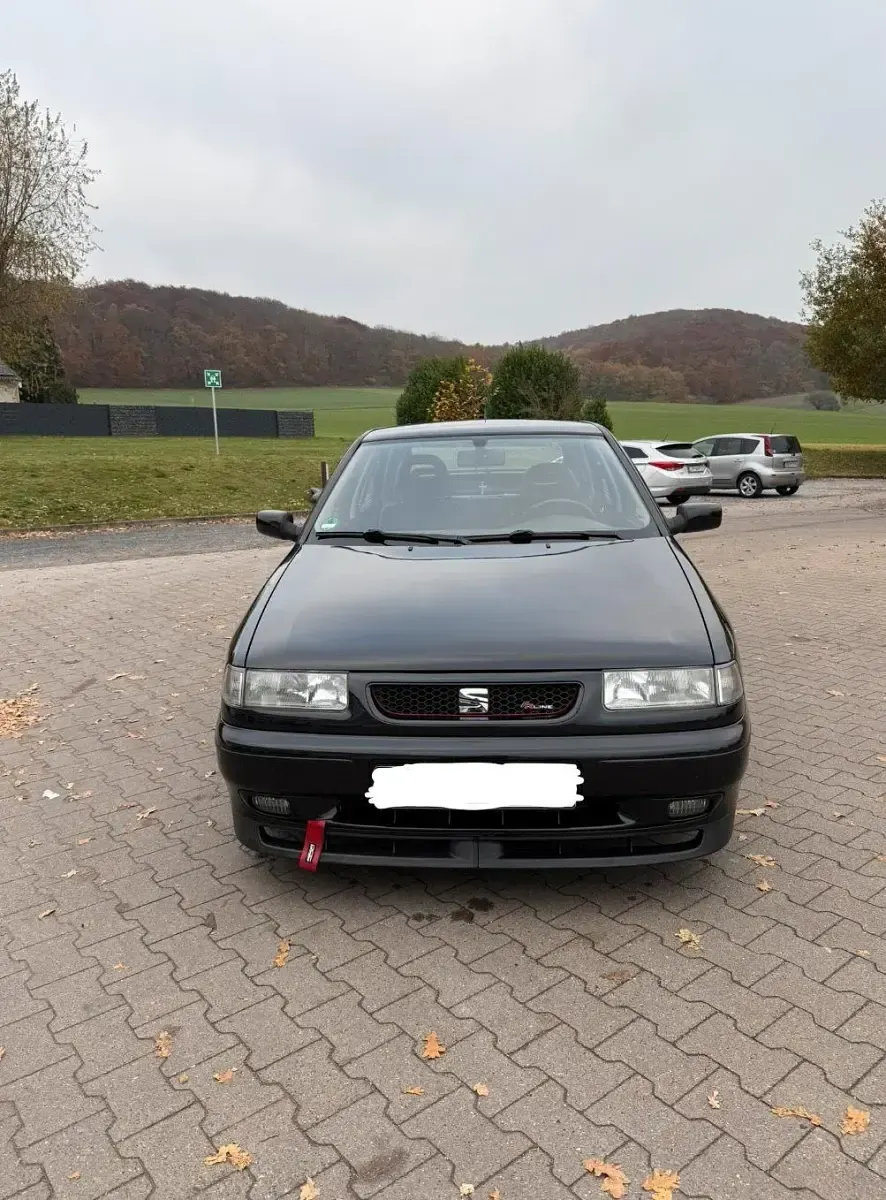 Gebraucht Seat Toledo 101 PS (74 kW) 1997 Schwarz Limousine