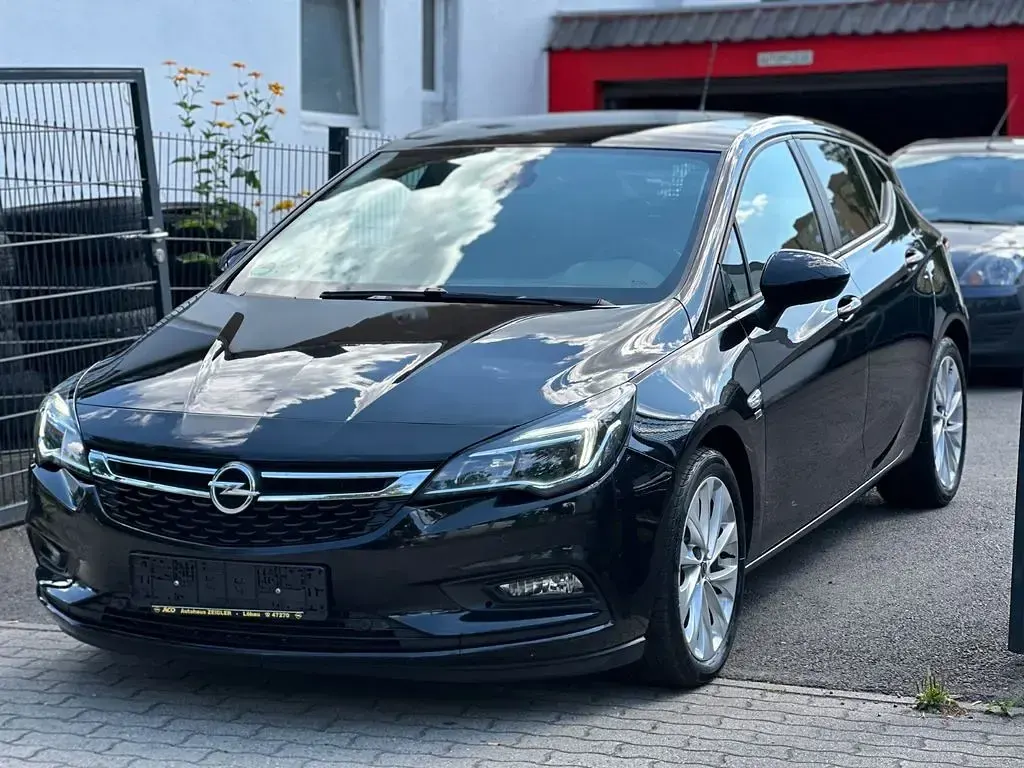 Gebraucht Opel Astra 150 PS (110 kW) 2019 Schwarz Limousine