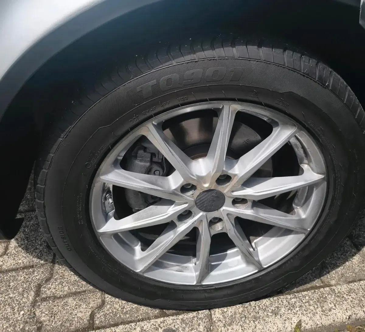 Gebraucht VW Multivan 131 PS (96 kW) 2009 Silber Van / Kleinbus