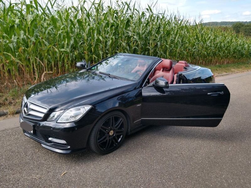 Schwarz Gebraucht 2013 Mercedes E350 Cabrio | 16.300 € (Superpreis) - Bild 1/4