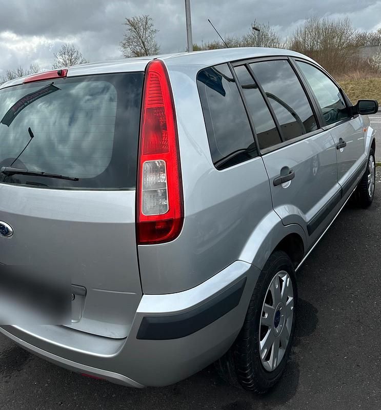 Gebraucht Ford Fusion 80 PS (58 kW) 2008 Silber Kleinwagen