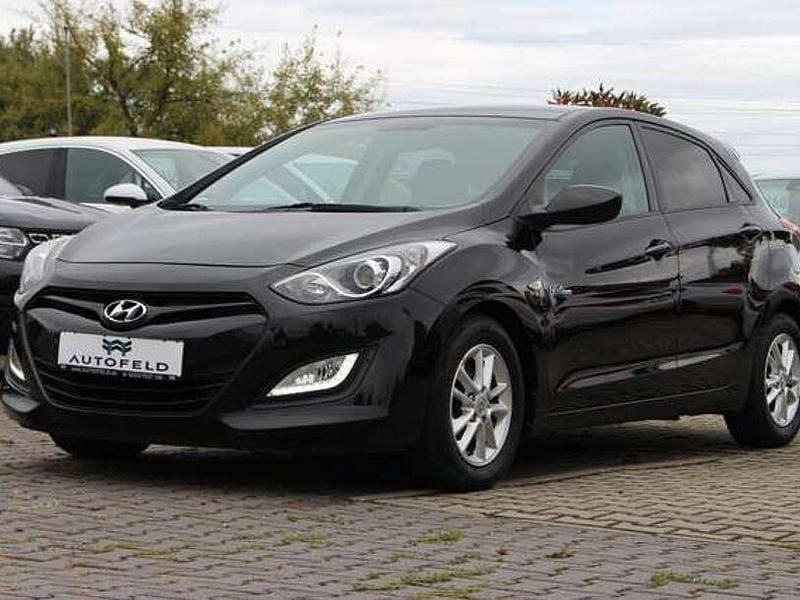 Schwarz Gebraucht 2014 Hyundai i30 Limousine | 6.950 € (Guter Preis) - Bild 1/4
