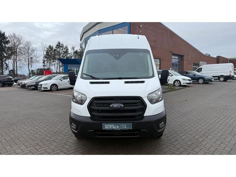 Gebraucht Ford Transit Trend 131 PS (96 kW) 2023 Frostweiß Limousine