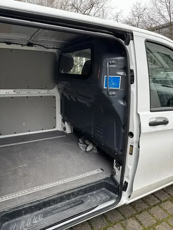 Gebraucht Mercedes e-Vito 69 kW (95 PS) 2021 Weiß Van