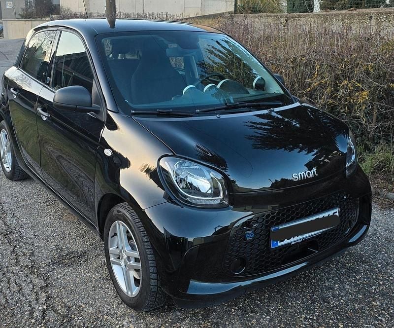 Schwarz Gebraucht 2020 Smart ForFour Electric Drive Kleinwagen | 8.100 € (Guter Preis) - Bild 1/4