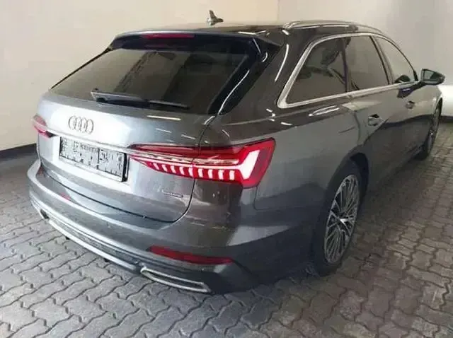 Gebraucht Audi A6 Ambiente 367 PS (269 kW) 2022 Grau Limousine