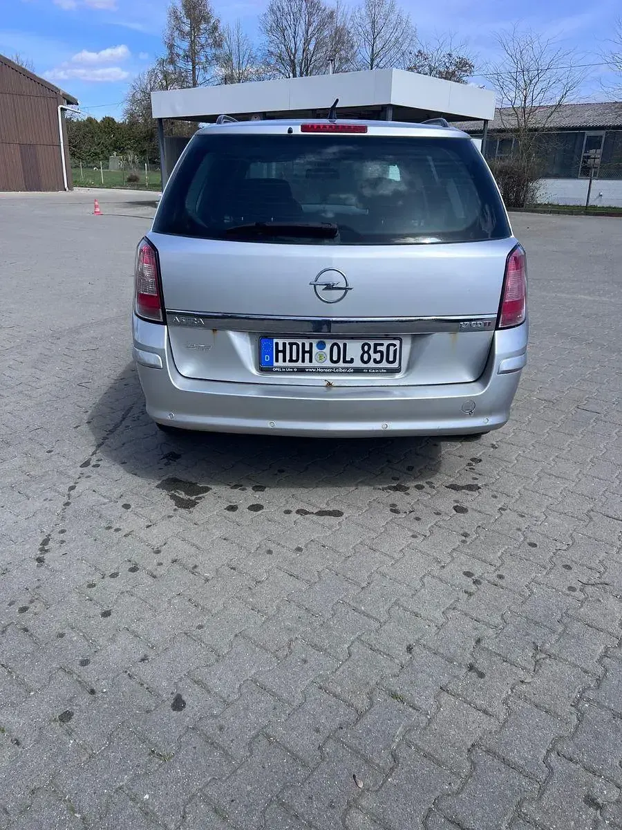Occasion Opel Astra Edition 125 ch (91 kW) 2008 Argent Break