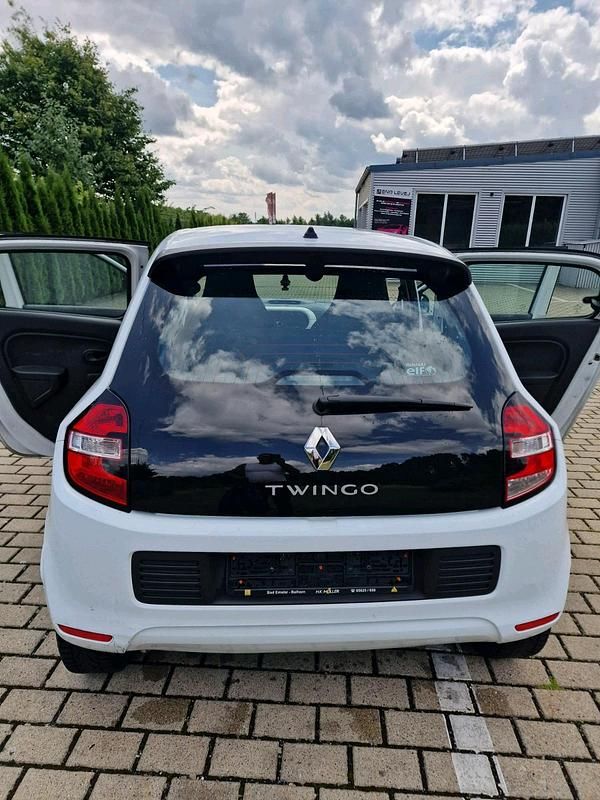 Weiß Gebraucht 2019 Renault Twingo Kleinwagen | 1.999 € (Superpreis) - Bild 1/4