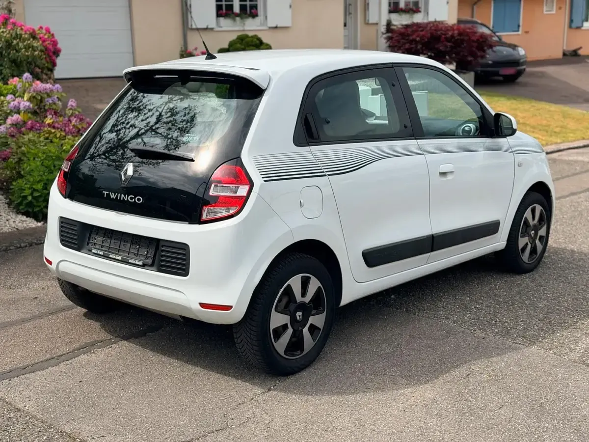 Gebraucht Renault Twingo SE 70 PS (51 kW) 2014 Weiß Kleinwagen