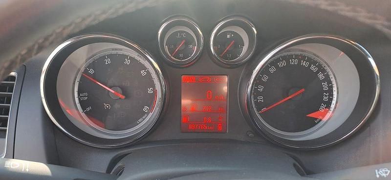 Gebraucht Opel Cascada Innovation 170 PS (125 kW) 2016 Braun Cabrio