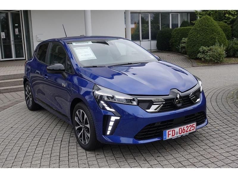 Neu Mitsubishi Colt Plus 143 PS (105 kW) 2025 M) (blau Limousine