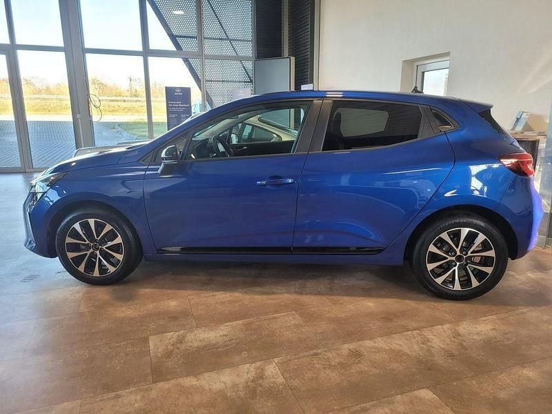 Neu Mitsubishi Colt Plus 91 PS (66 kW) 2025 Blau Limousine