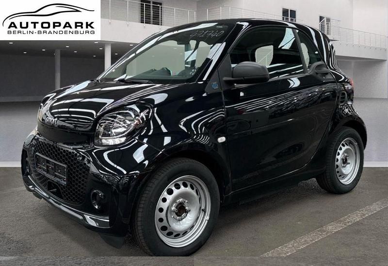 Schwarz Gebraucht 2022 Smart ForTwo Electric Drive Coupé | 7.990 € (Superpreis) - Bild 1/4