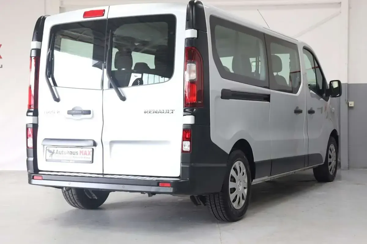 Brugt Renault Trafic Expression 125 HK (91 kW) 2018 Grå MPV