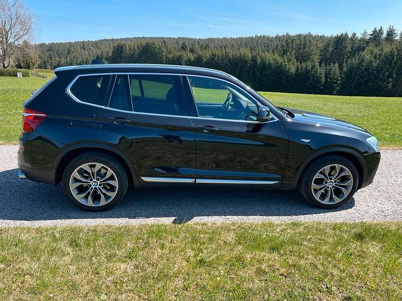 Gebraucht BMW X3 Advantage 258 PS (189 kW) 2016 Schwarz SUV