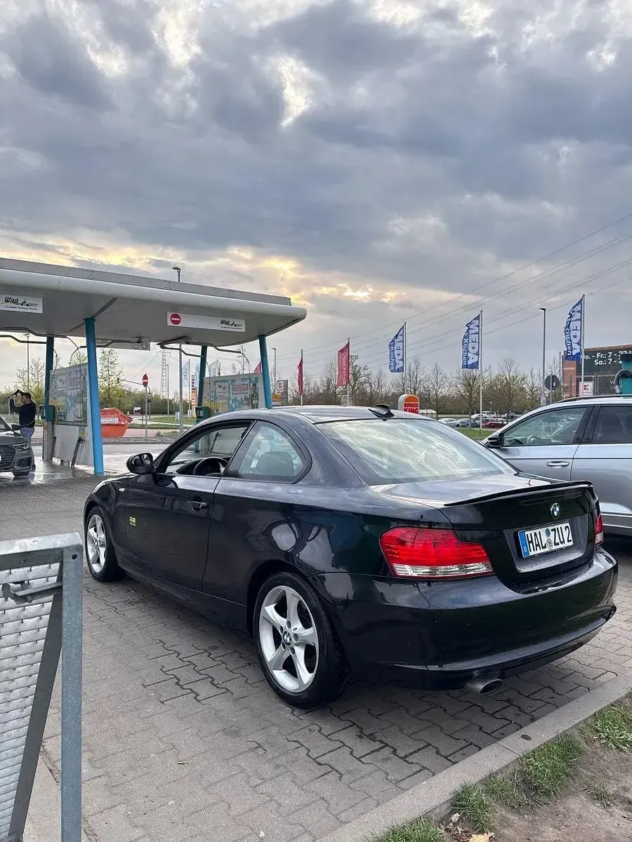 Gebraucht BMW 120 Coupé 177 PS (130 kW) 2010 Schwarz Coupé