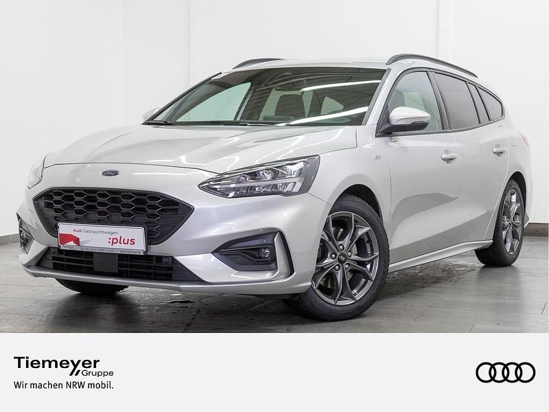 Silber Gebraucht 2022 Ford Focus ST-Line Kombi | 17.330 € (Guter Preis) - Bild 1/4