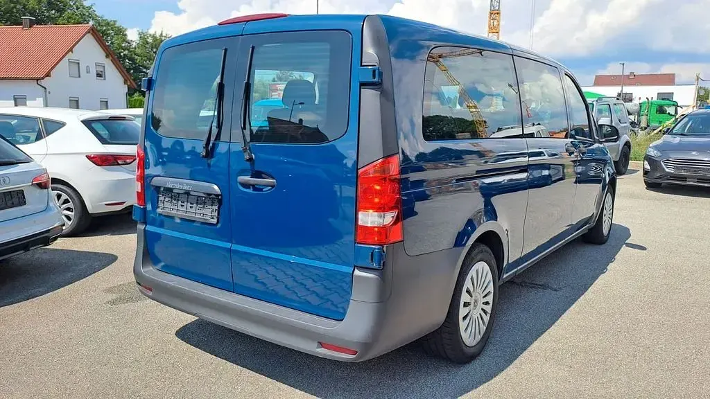Gebraucht Mercedes Vito 136 PS (100 kW) 2022 Blau Van