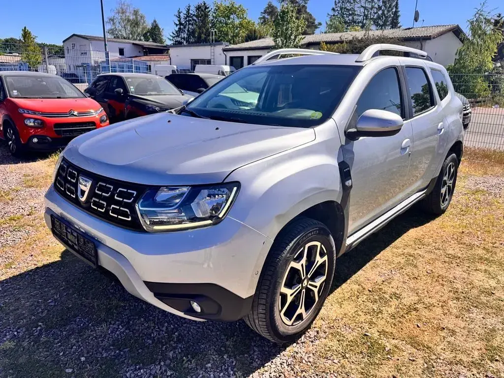 Gebraucht Dacia Duster Prestige 116 PS (85 kW) 2019 Silber SUV