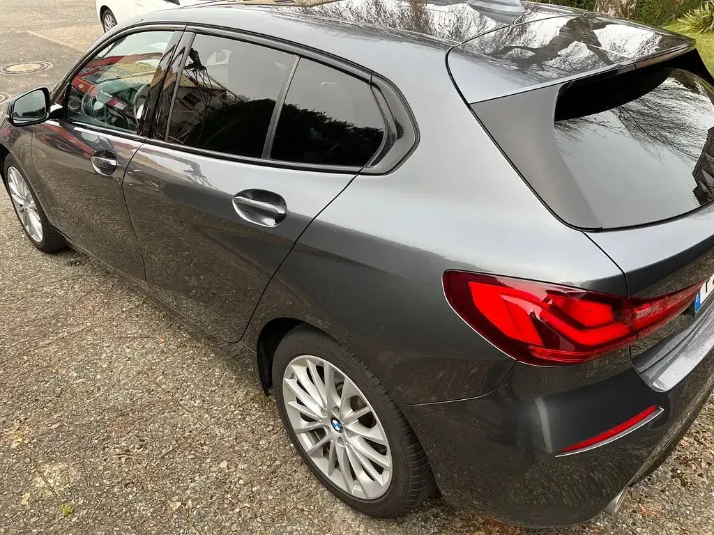 Gebraucht BMW 118 Sport Line 140 PS (102 kW) 2020 Grau Kleinwagen