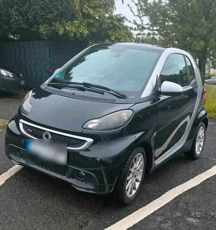 Gebraucht Smart ForTwo Coupé 84 PS (61 kW) 2010 Schwarz Coupé