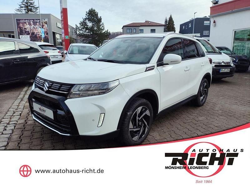 Weiß Gebraucht 2025 Suzuki Vitara Comfort+ SUV | 21.670 € - Bild 1/4