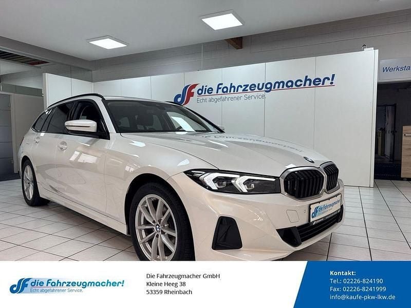 Mineralweiss metallic Gebraucht 2023 BMW 320 Sport Line Kombi | 27.988 € (Guter Preis) - Bild 1/4