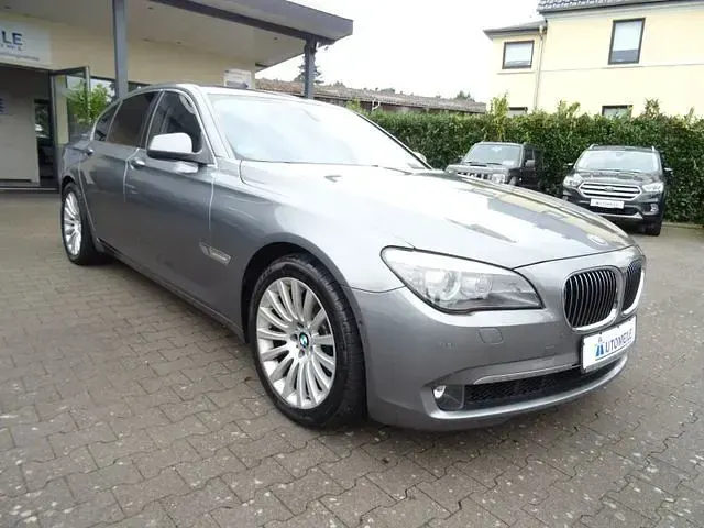 Gebraucht BMW ActiveHybrid 7 449 PS (330 kW) 2011 Grau Limousine