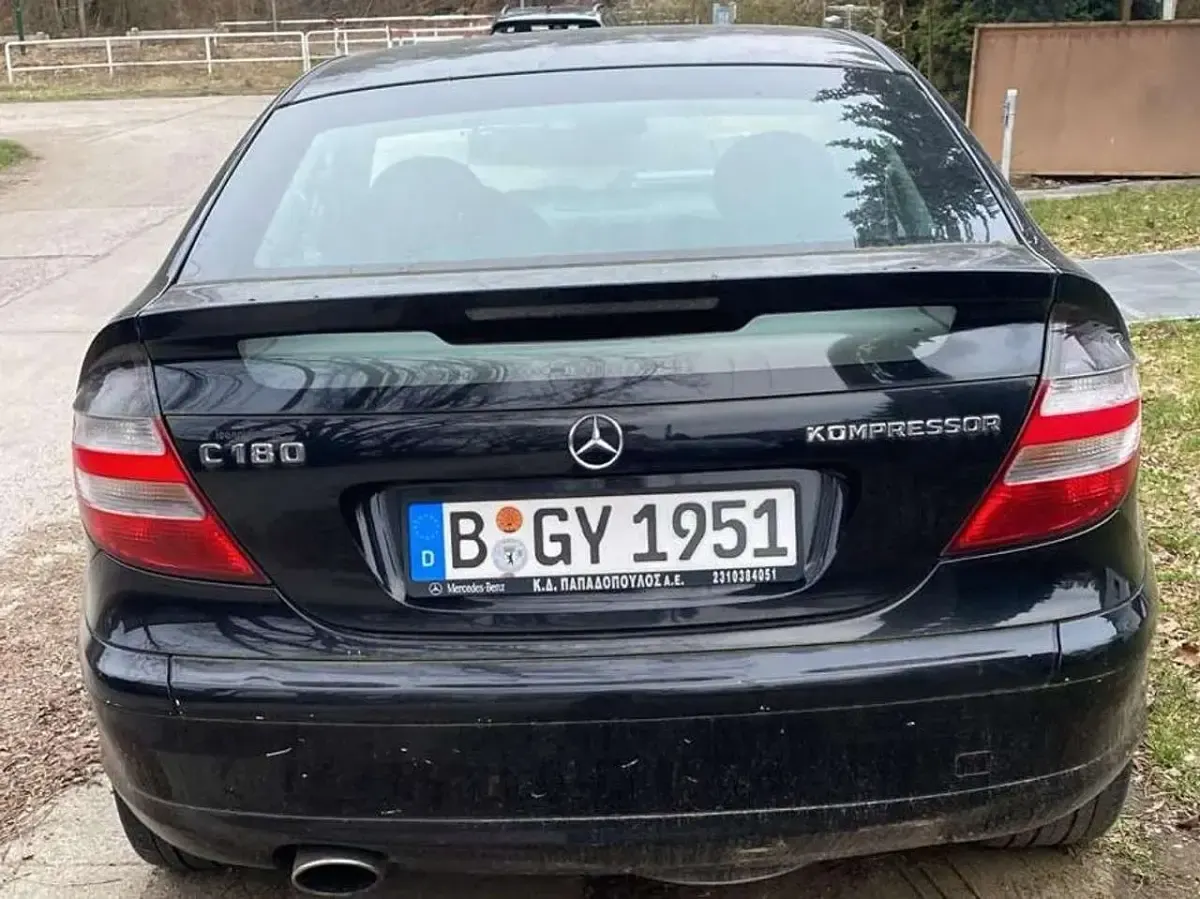 Gebraucht Mercedes C180 Sport Edition 143 PS (105 kW) 2006 Schwarz Coupé
