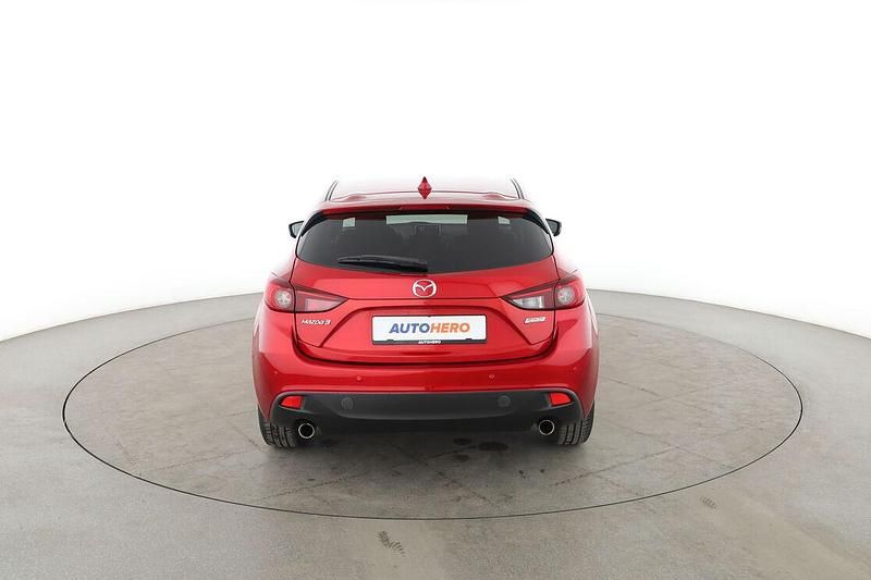 Gebraucht Mazda 3 Center-Line 120 PS (88 kW) 2015 Rot Limousine