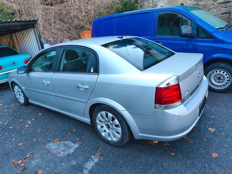 Gebraucht Opel Vectra 140 PS (102 kW) 2006 Silber Limousine