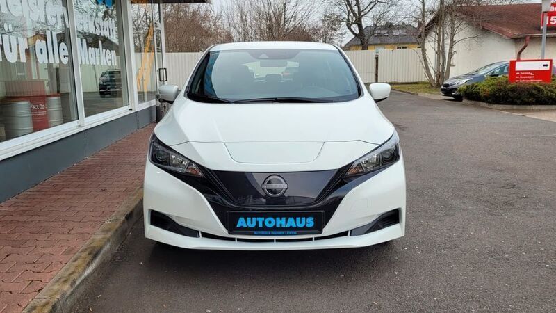 Gebraucht Nissan Leaf 110 kW (150 PS) 2022 Weiß Kleinwagen