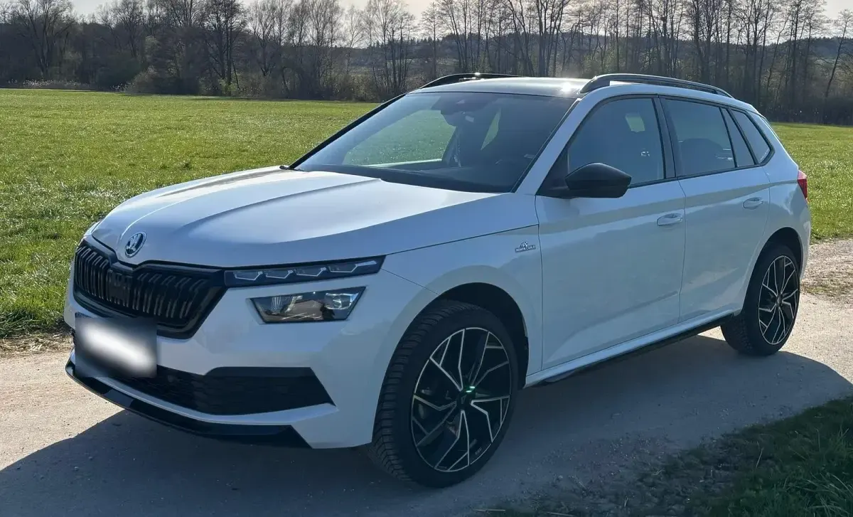 Gebraucht Skoda Kamiq Monte Carlo 150 PS (110 kW) 2023 Weiß SUV