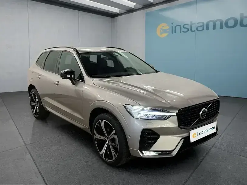 Gebraucht Volvo XC60 Plus 197 PS (144 kW) 2024 Andere SUV