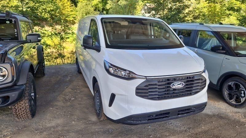 Gebraucht Ford Transit Custom Trend 150 PS (110 kW) 2024 Weiß Van