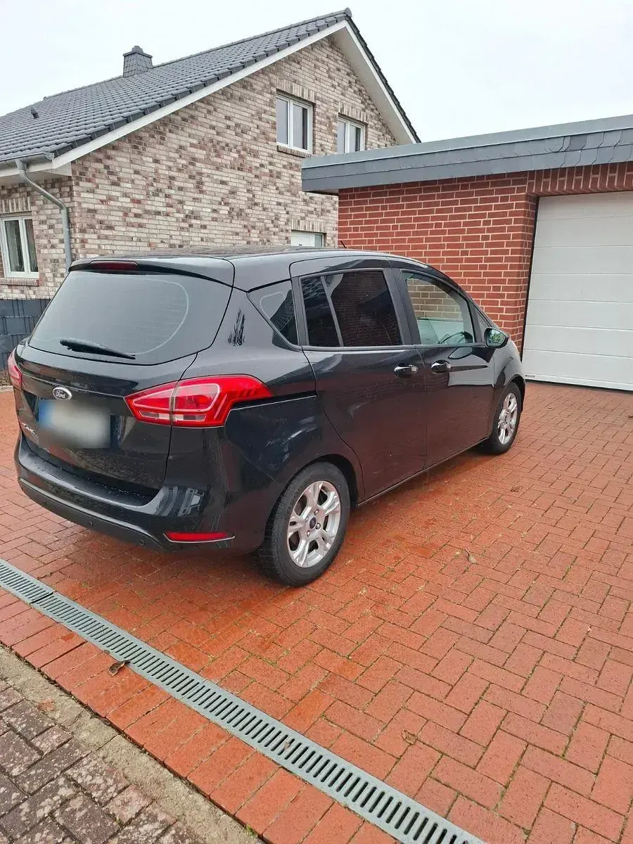 Second-hand Ford B-MAX SYNC Edition 95 CP (69 kW) 2014 Negru Monovolum
